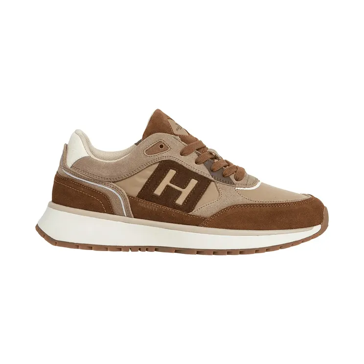 Hackett Brown (HMS200031860)