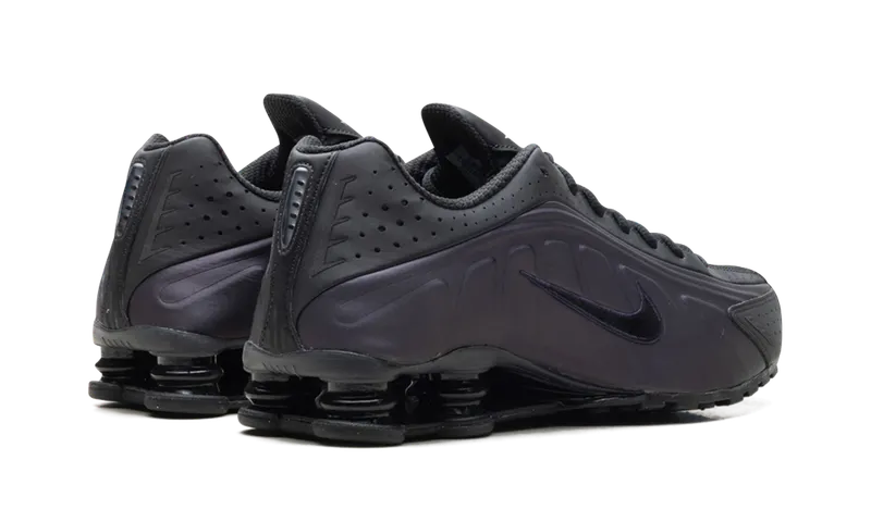 Nike Shox R4 “Cave Purple Black” (HQ1988-500)