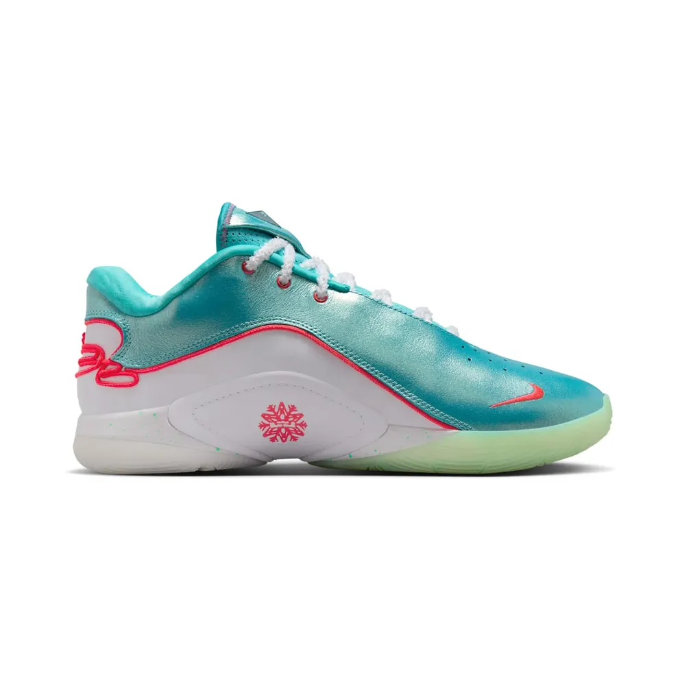 Nike LeBron 22 “Christmas” (HV5148-600)