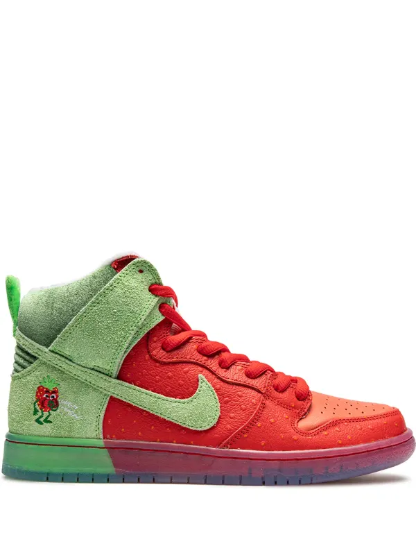 Nike ‘SB Dunk High Strawberry Cough’ Sneakers – Rot (CW7093)