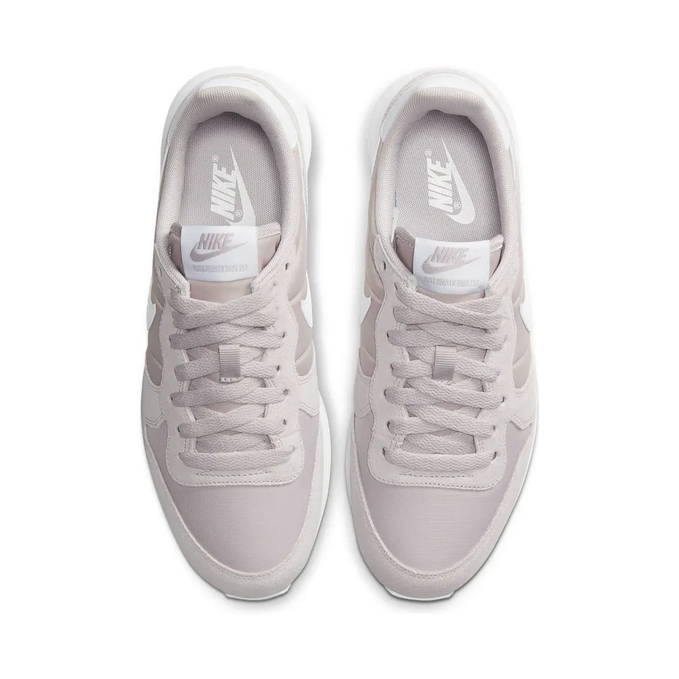 Nike Internationalist Purple “Platinum Violet / White” (828407-034)