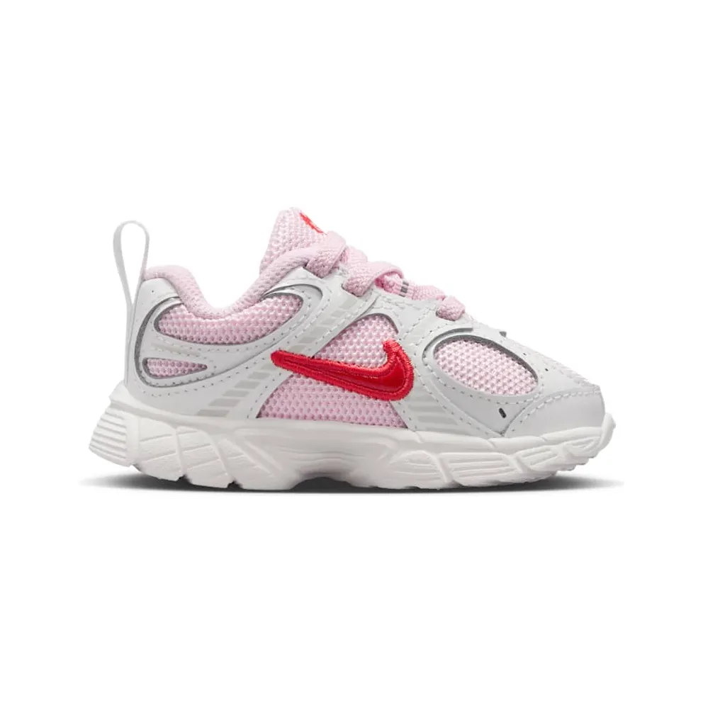 Nike V5 RNR TD “Valentine’s Day (2026)” (IQ6637-121)