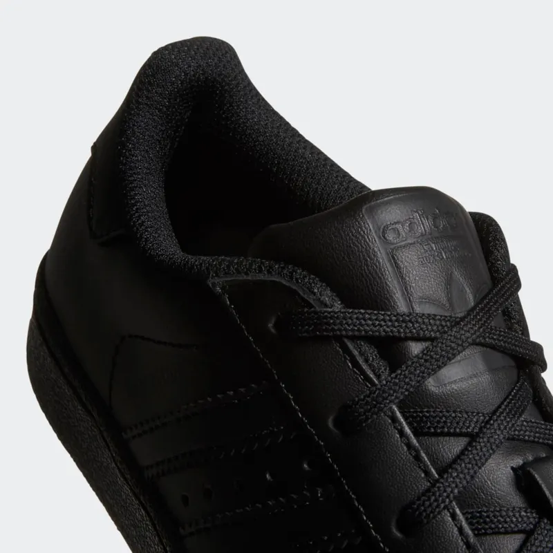 adidas Superstar Core Black / Core Black / Core Black (BA8381)