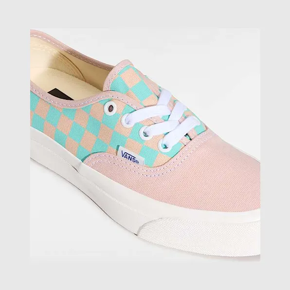 vans-checkerboard VN000EBNO3N