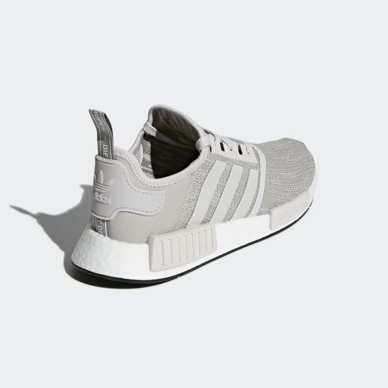 adidas NMD r1 Sesame Grey-White Sesame/Grey-White (B76079)
