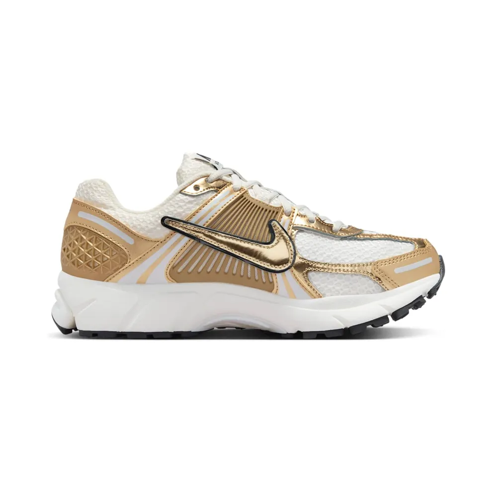 Nike Zoom Vomero 5 “Metallic Gold” (HF7723-001)