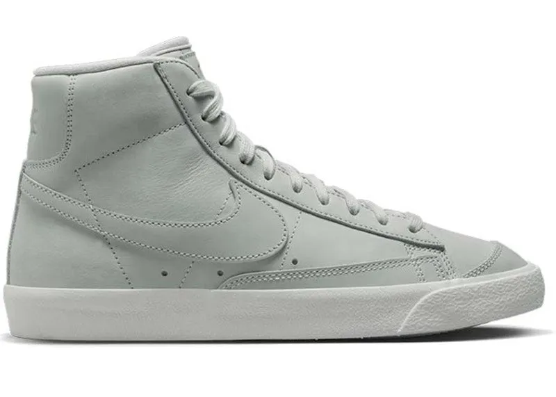 Nike Blazer Mid Premium MF Photon Dust (DQ7572-001)