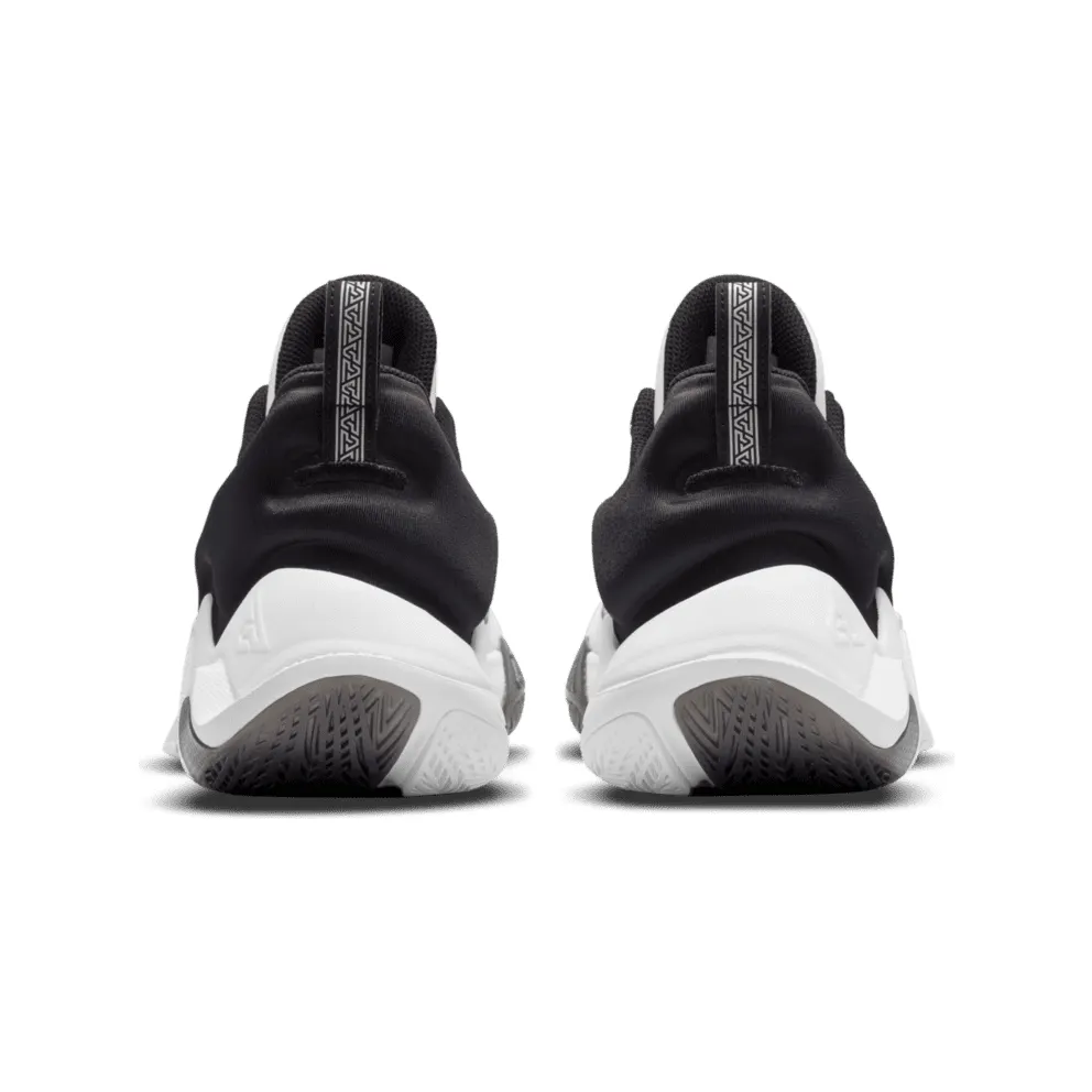 Nike Giannis Immortality Championship (CZ4099-100)