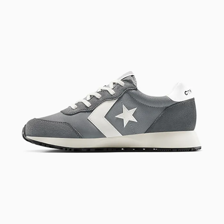 converse-sneaker A13470C