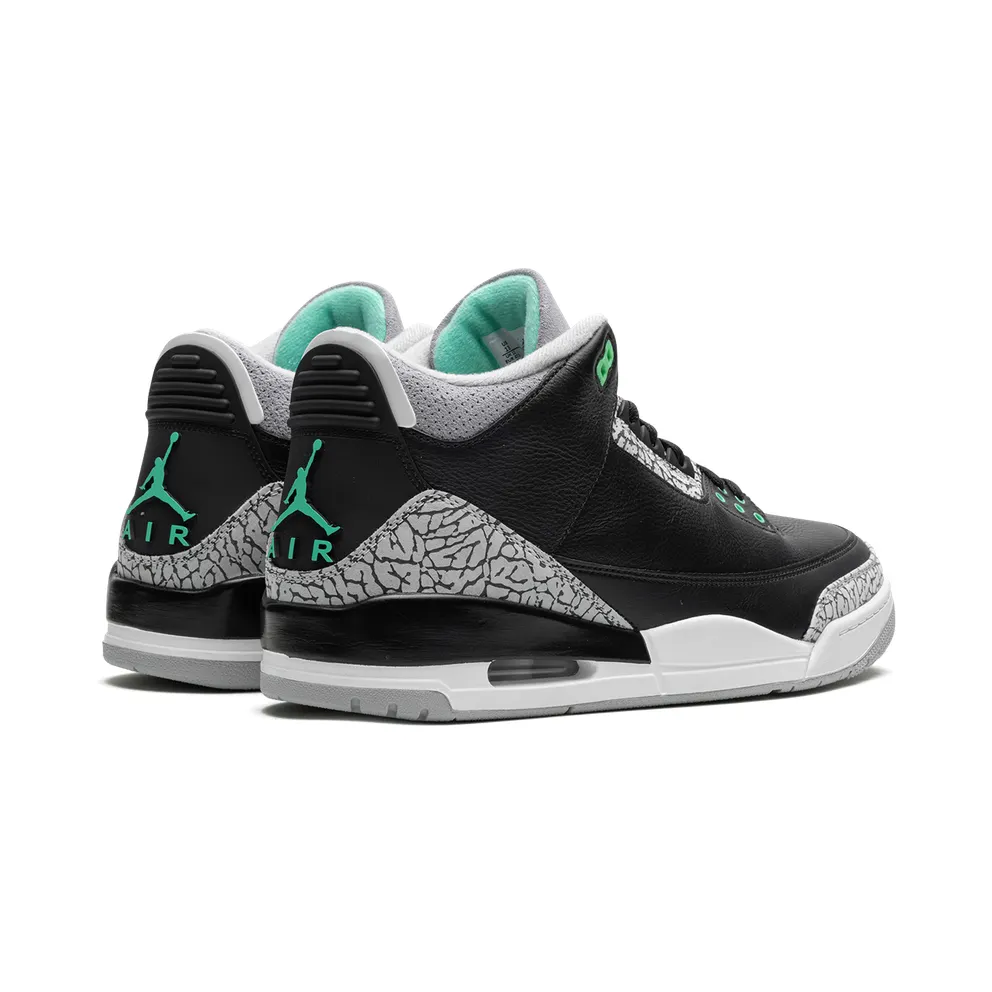 Air Jordan 3 Retro “Green Glow” (CT8532-031)