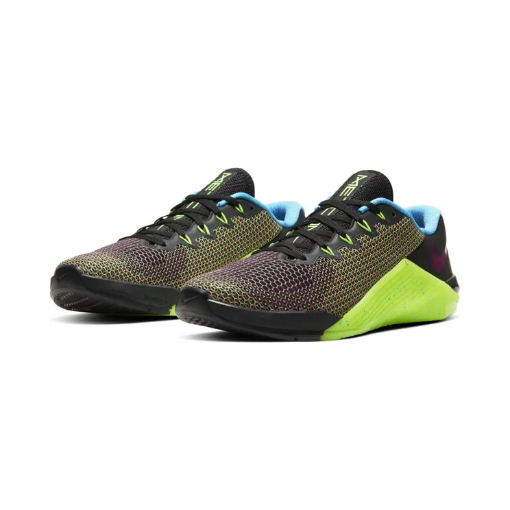 Nike Metcon 5 AMP “Black / Green Strike / Blue Fury / Fire Pink” (CD3395-046)