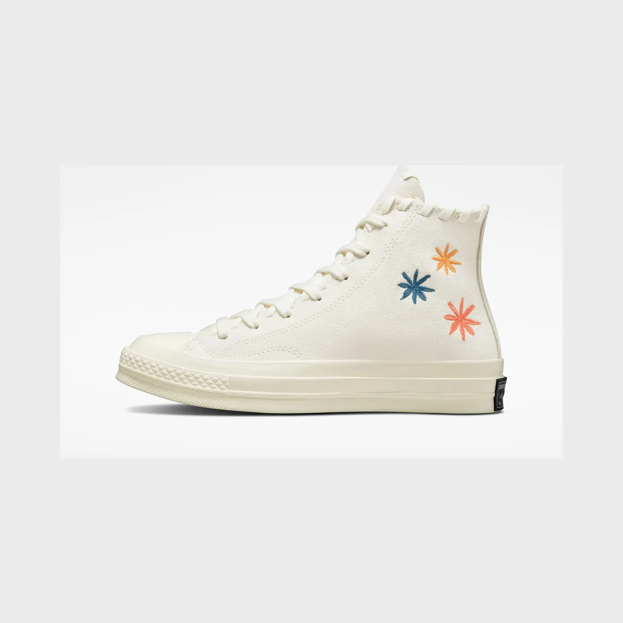 converse-chuck-taylor-all-star A04298C