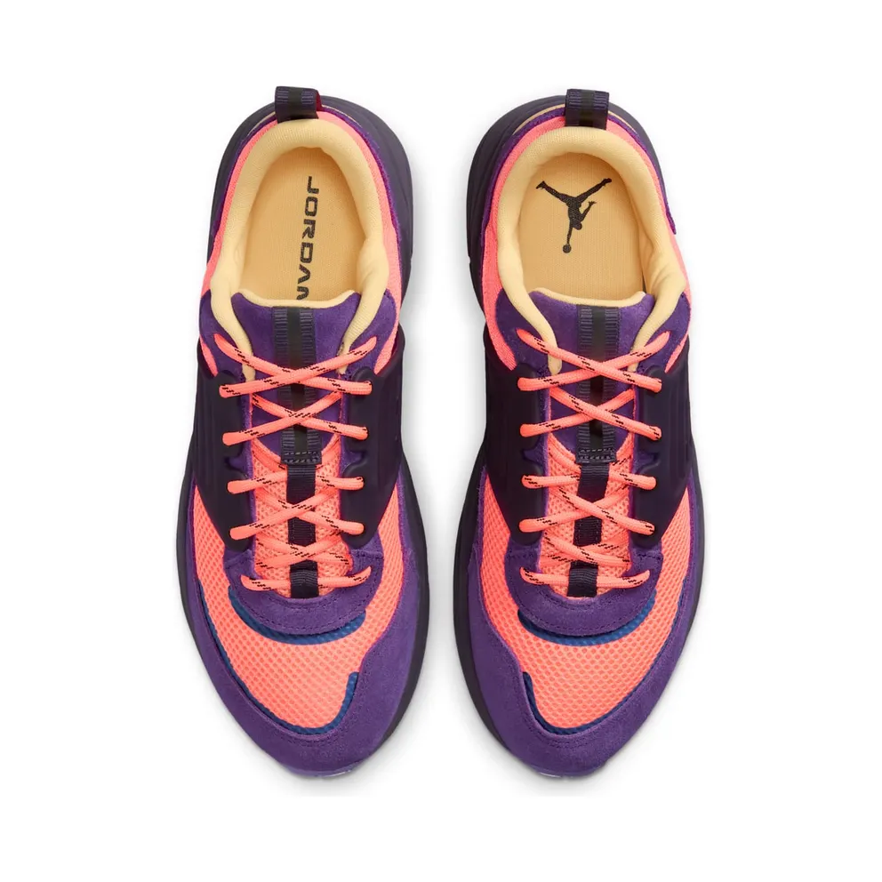 Jordan Trunner O/S SP “Birght Mango Eggplant” (IQ5649-800)