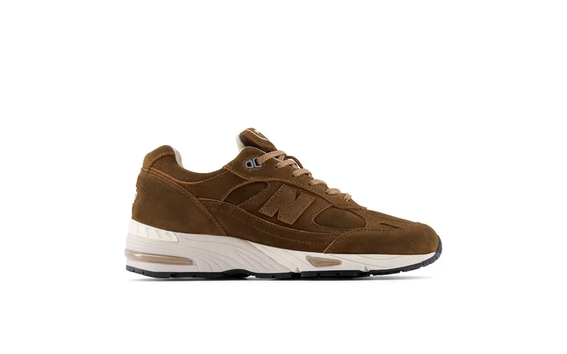 New Balance 991v1 “Luxe Suede”: cacaobruin uit Flimby op 17 september