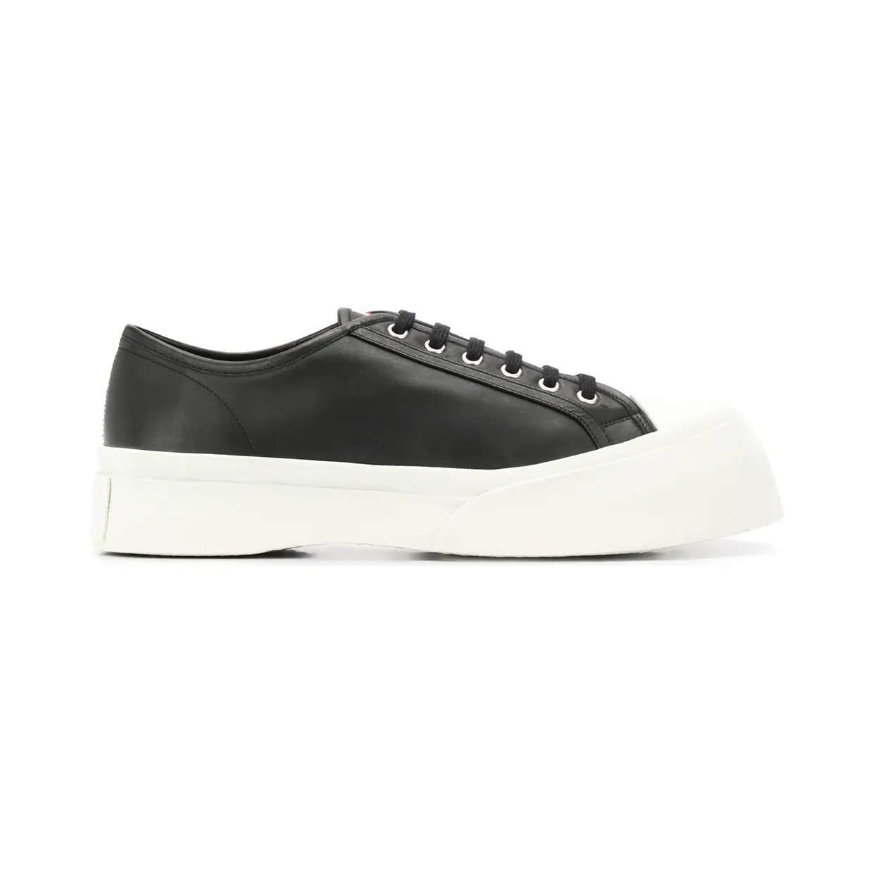 Marni 302 leren met plateauzool “Black” (SNZU002002P2722095)
