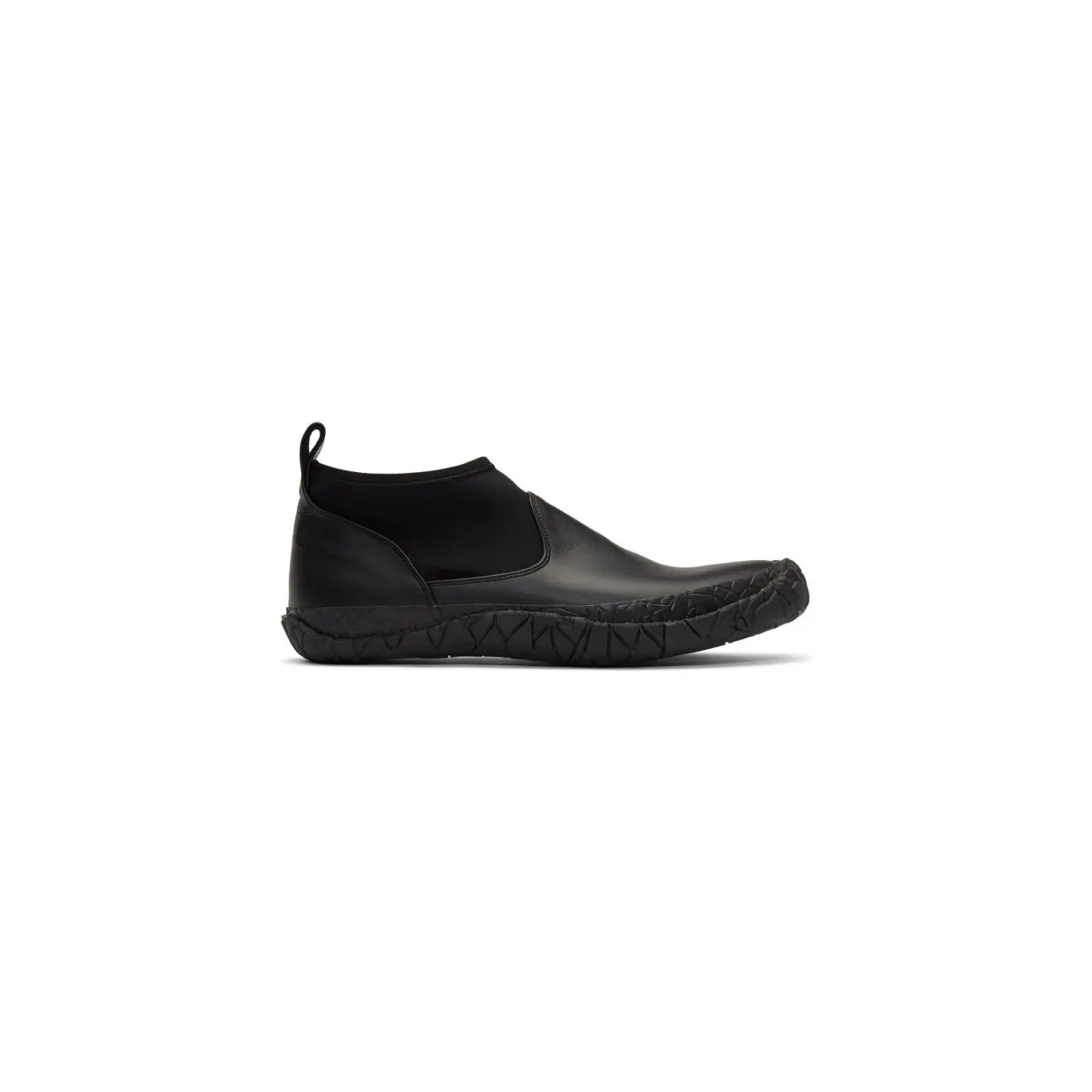 issey-miyake-men-sneaker AJ001