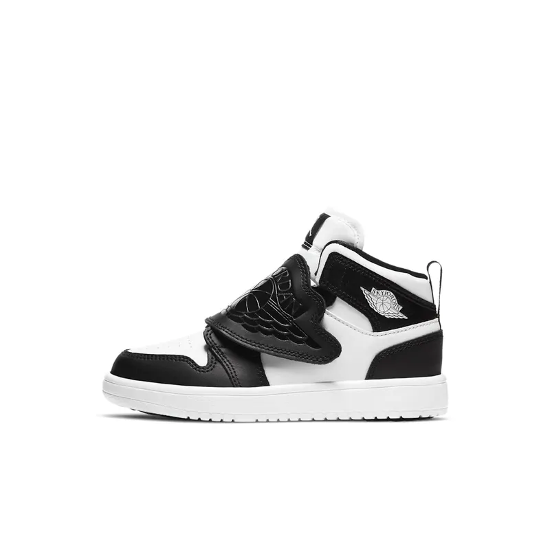 Sky Jordan 1 Black Whtie (BQ7197-010)