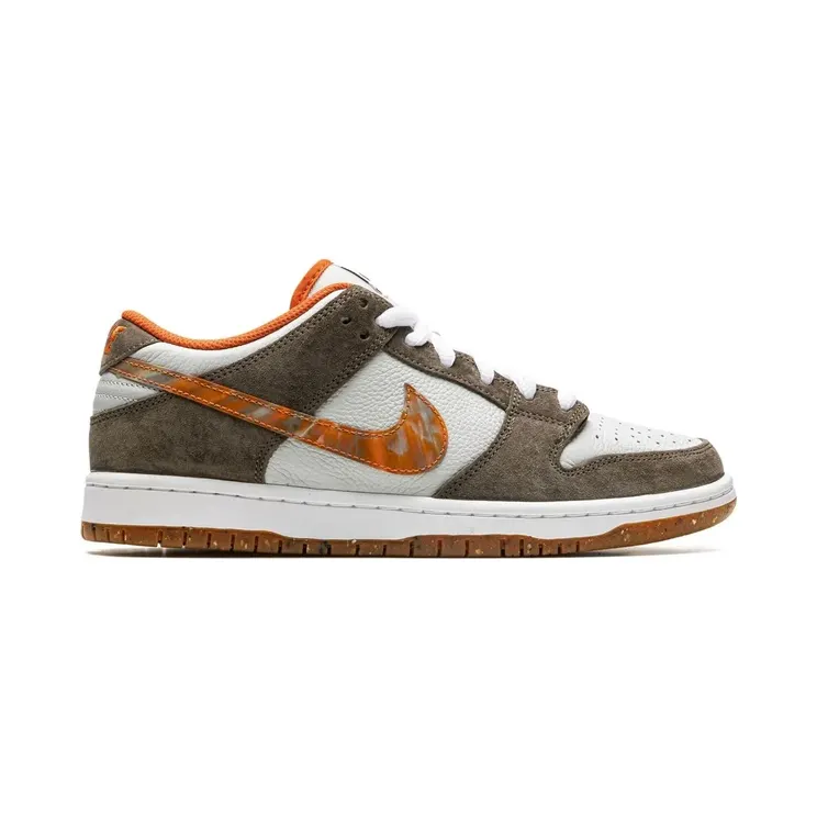 Nike x Crushed D.C. SB Dunk Golden Hour “Green” (DH7782)