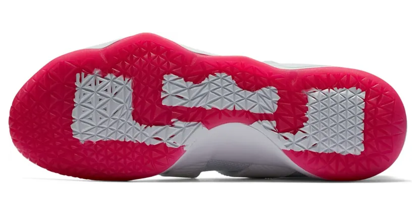 nike-lebron-soldier-11 897644-102