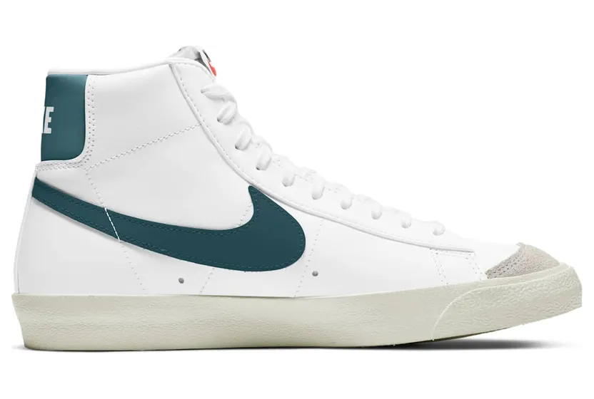 nike-blazer BQ6806-112