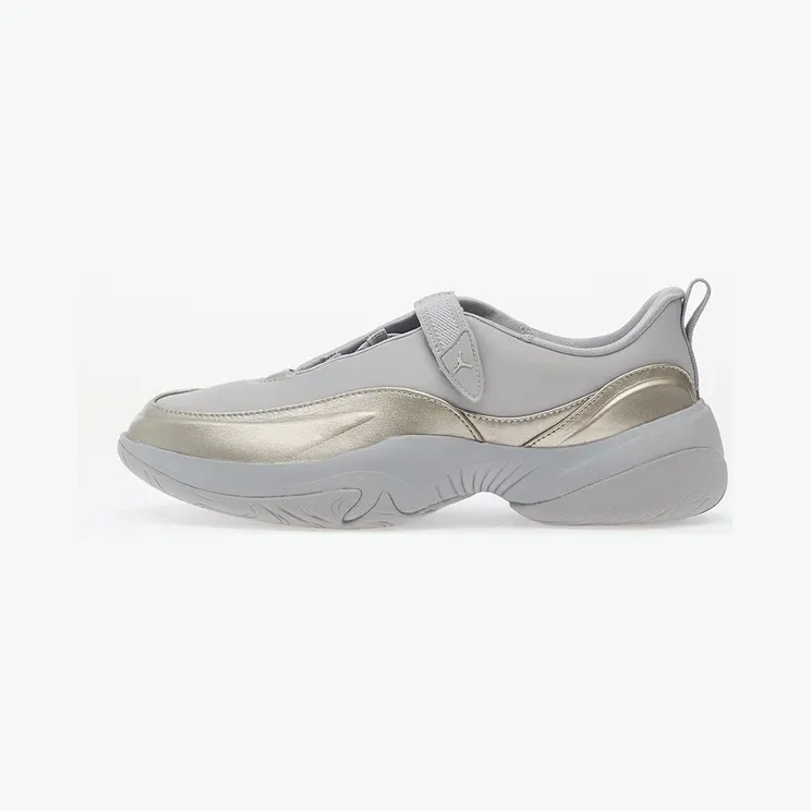 Jordan Pointe Metallic Silver Photon Dust Grey