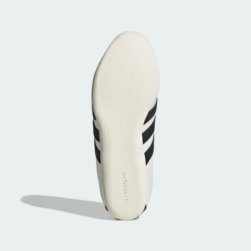 Adidas TOKYO “ZERO METALIC BLACK OFF WHITE” (IH6609)