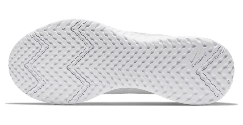 nike-revolution BQ3207-104
