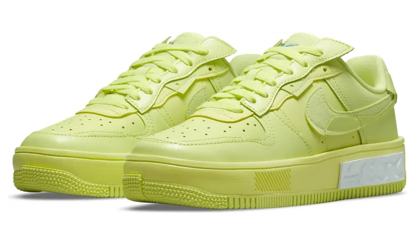 nike-air-force DA7024-700