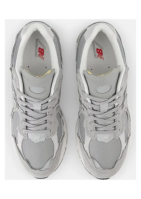 new-balance-2002r M2002RDM