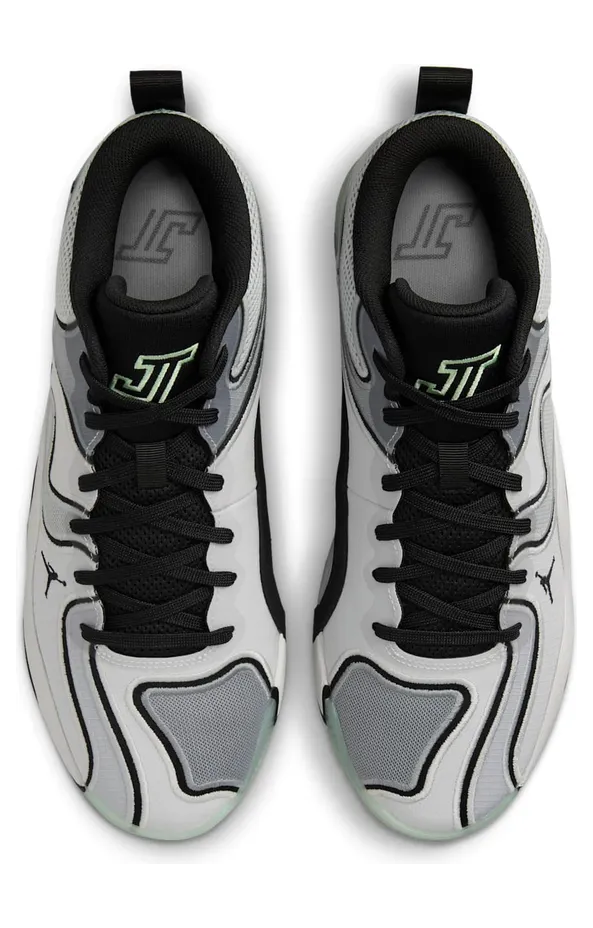 air-jordan-8 FZ6598-001