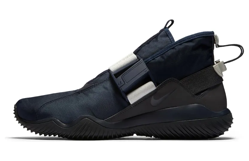 Nike Komyuter Obsidian