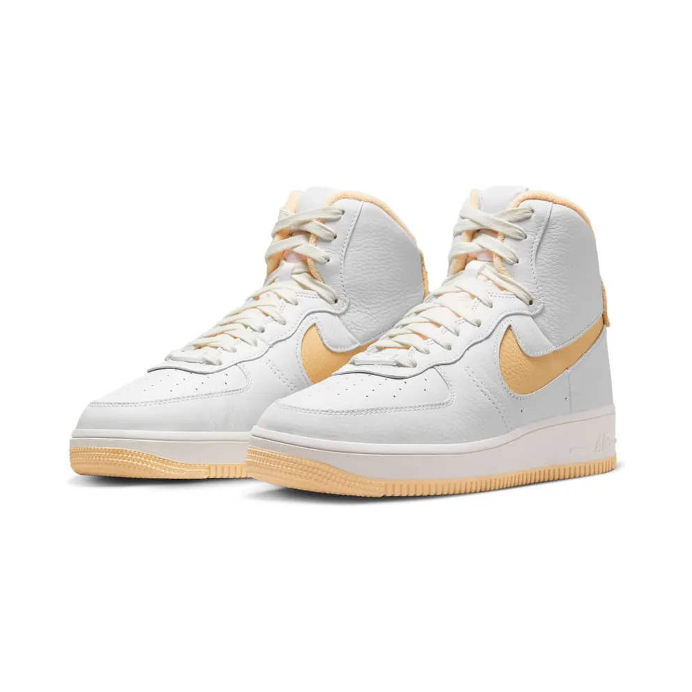 Nike AIR FORCE 1 HIGH SCULPT “Team Gold” (DV7454-100)
