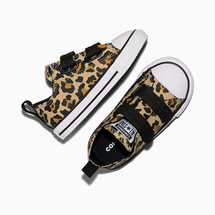 converse-chuck-taylor-all-star A19723C