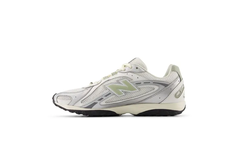 New Balance 204L “Silver Metallic / Sage Green” (U204LSWB)