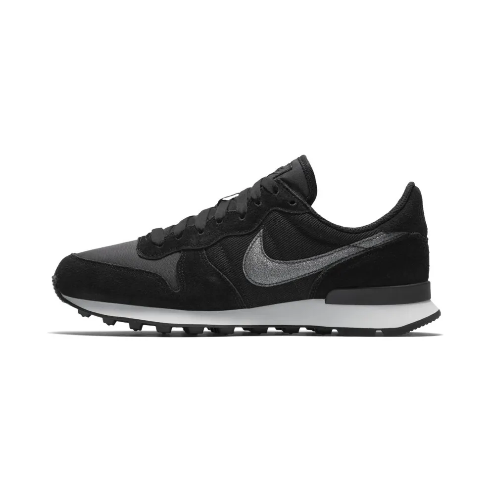 Nike Internationalist Glitter “Black / White” (AT0075-001)