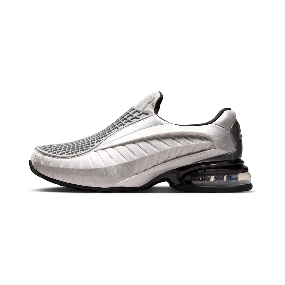 Nike Air Max Dolce (IB4527-001)