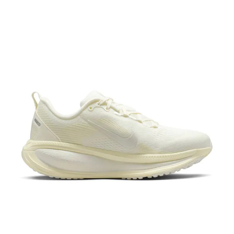 Nike Vomero 18 Sail Coconut Milk (HM6804-110)