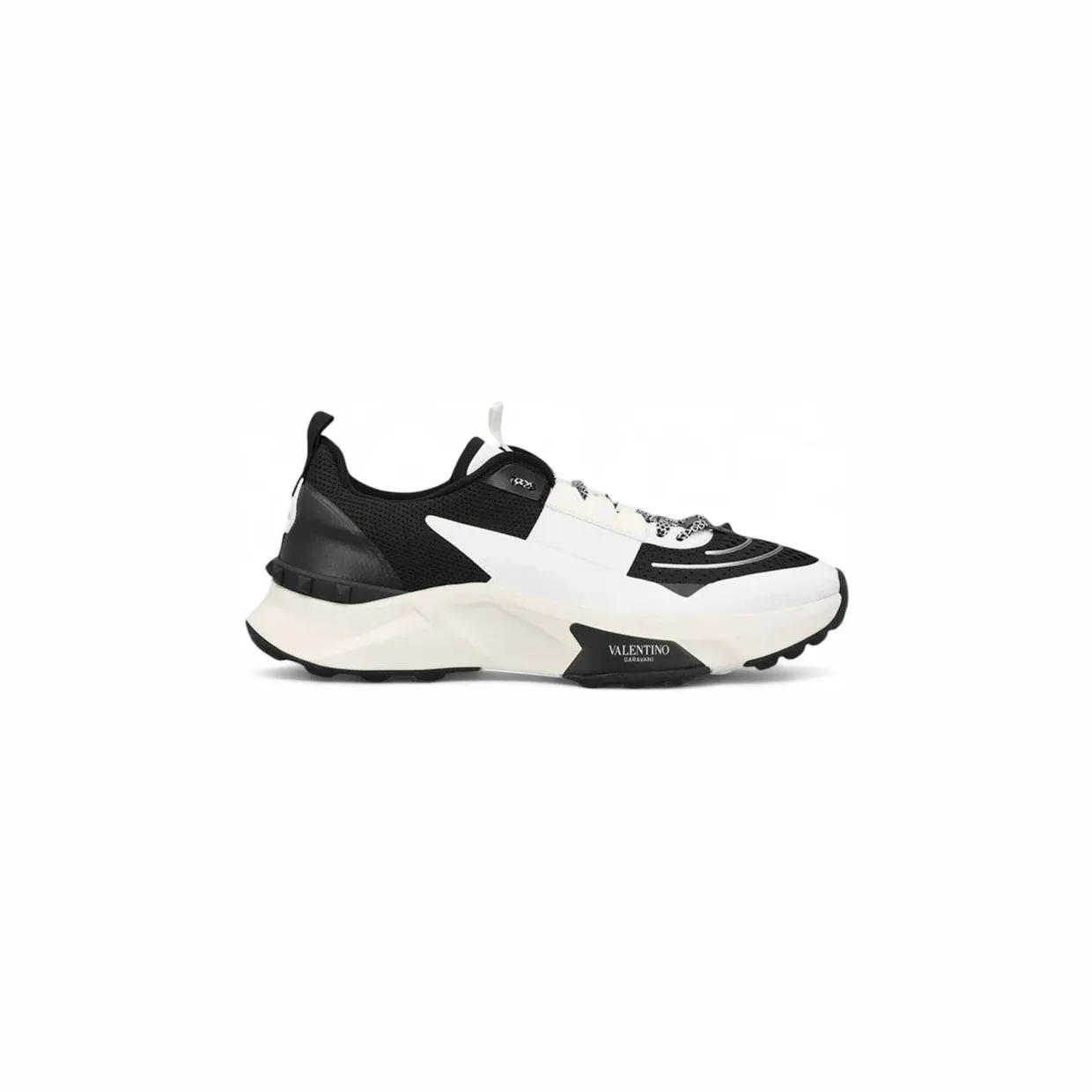 Valentino True Act Lace-Up Sneakers Black (S0H96PTN0NI)
