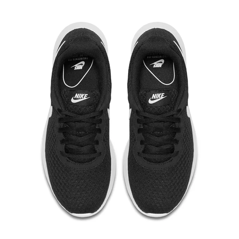 Nike Tanjun Black White (W) Black/White (812655-011)