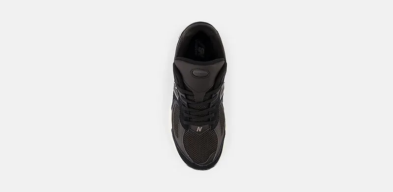 New Balance 2002R GS “Black” (GC2002BK)