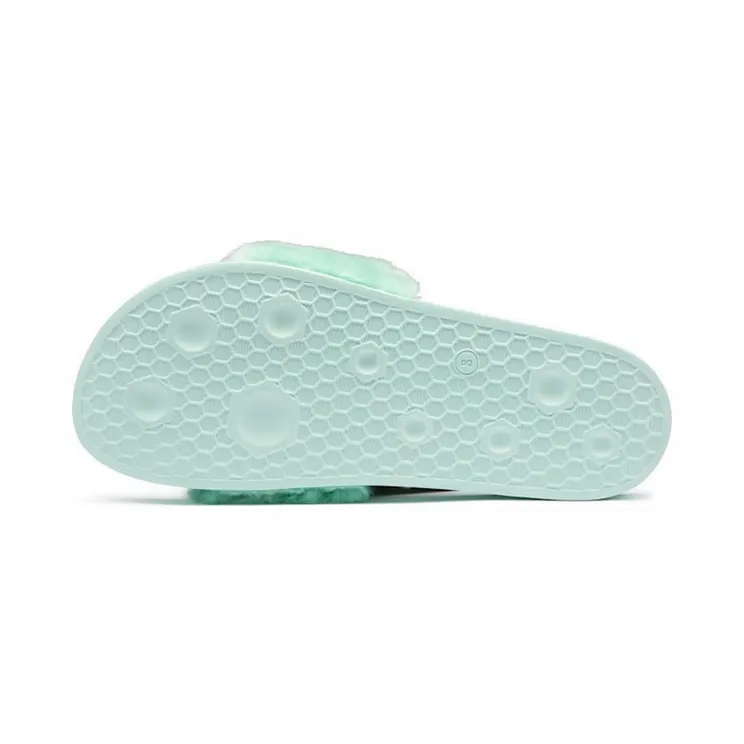puma-fur-slide 365772-01