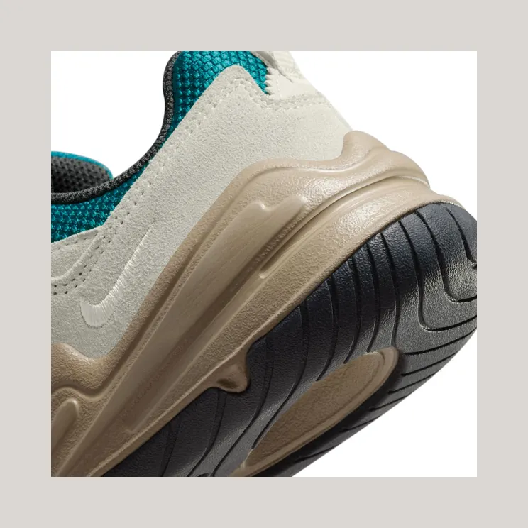 nike-tech-hera DR9761-110