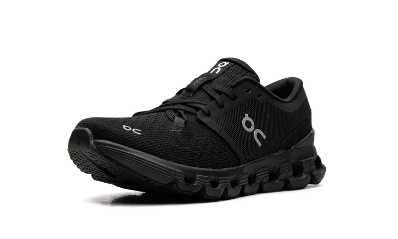 On Running On Cloud X 4 “Black Eclipse” (3WE30070106)