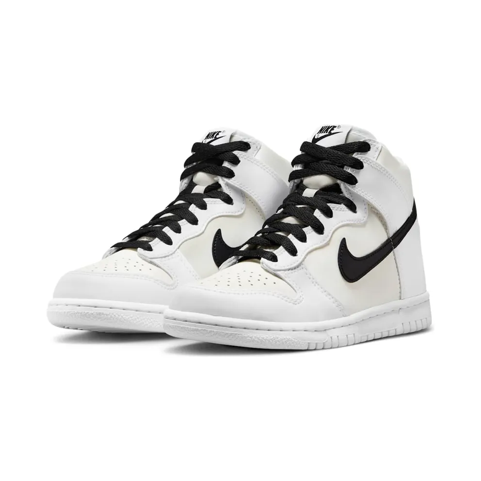 Nike Dunk High Older Kids’ White (DB2179-108)