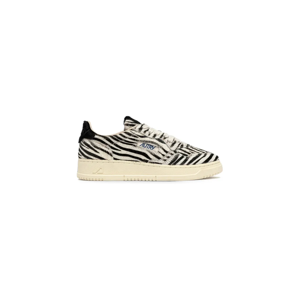 Autry Medalist Easeknit “White/Black” (AULW JA03)