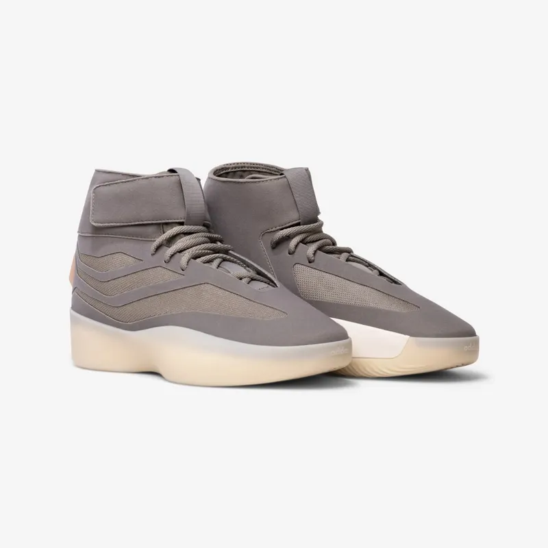 Adidas Fear of God Athletics II Hoge Basketball Shoes Putty Beige / Putty Beige / Putty Beige (JQ8483)