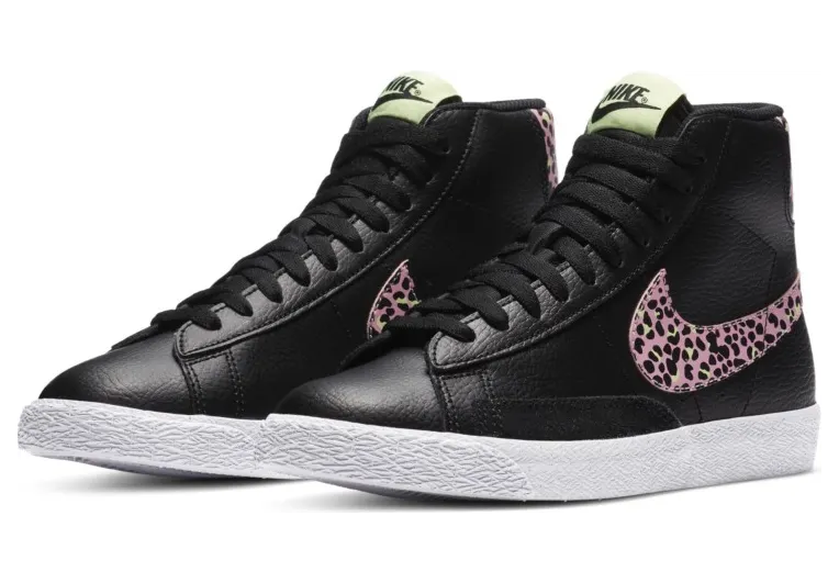 nike-blazer DA4674-001