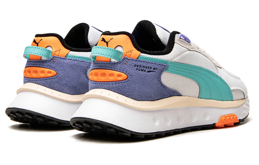 puma-wild 382745-01