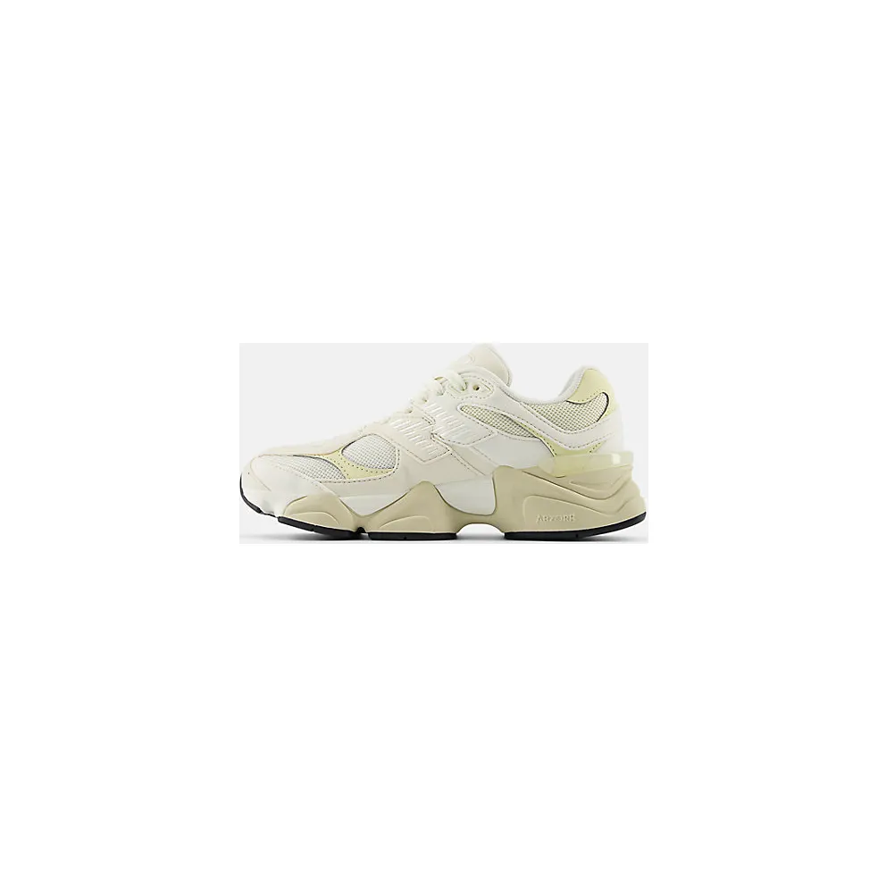 New Balance 9060 GS “Sea Salt Linen” (GC9060EK)