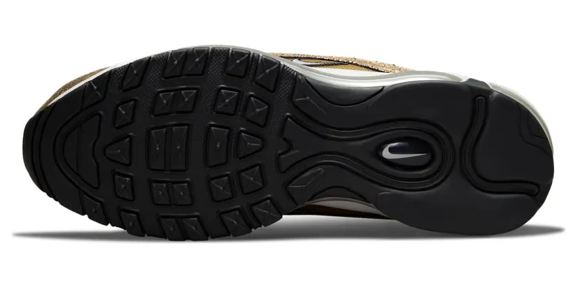 nike-air-max DO5881-700